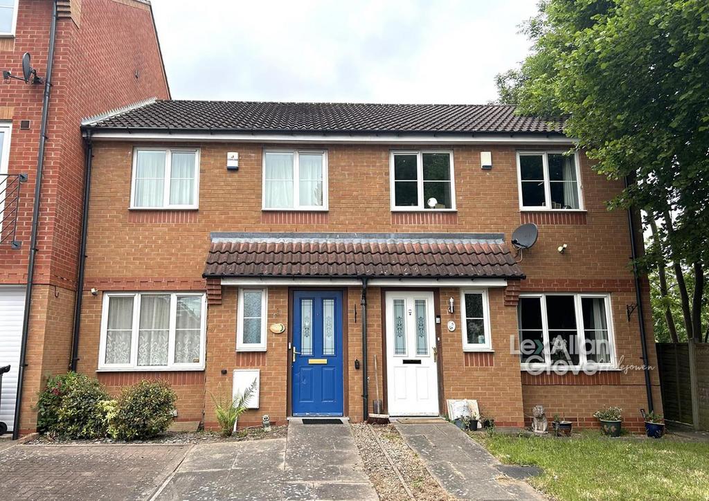 Beecher Place, Halesowen 3 bed terraced house £175,000