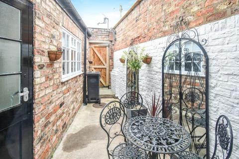 2 bedroom apartment for sale, Holgate Road, York