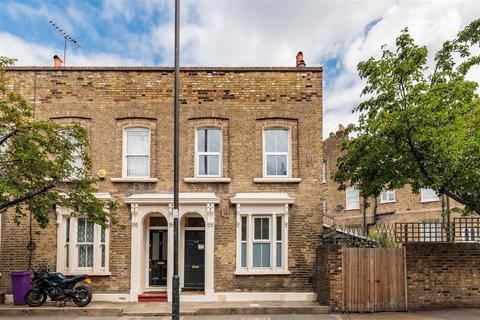 3 bedroom terraced house for sale - Old Ford Road, London