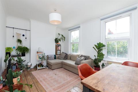 135 Old Ford Road, London, E2 9QD