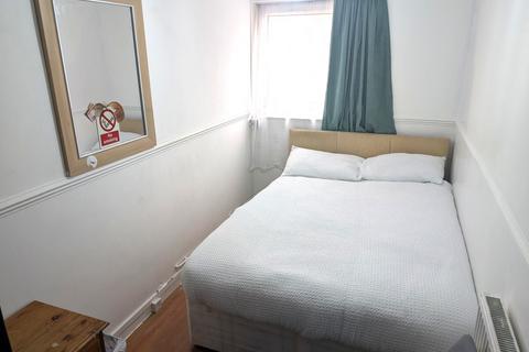 undefined, Heston Grange, Hounslow, TW5