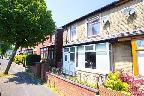 52 Knowlesly Road, Darwen, BB3 2EG