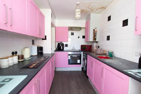 52 Knowlesly Road, Darwen, BB3 2EG