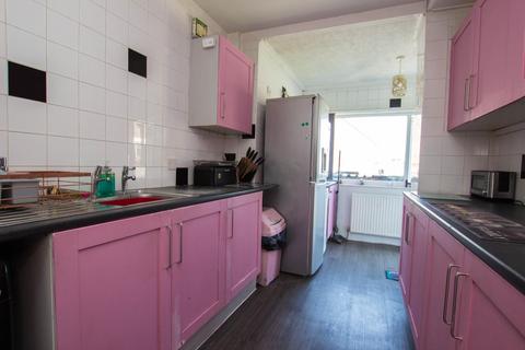 52 Knowlesly Road, Darwen, BB3 2EG