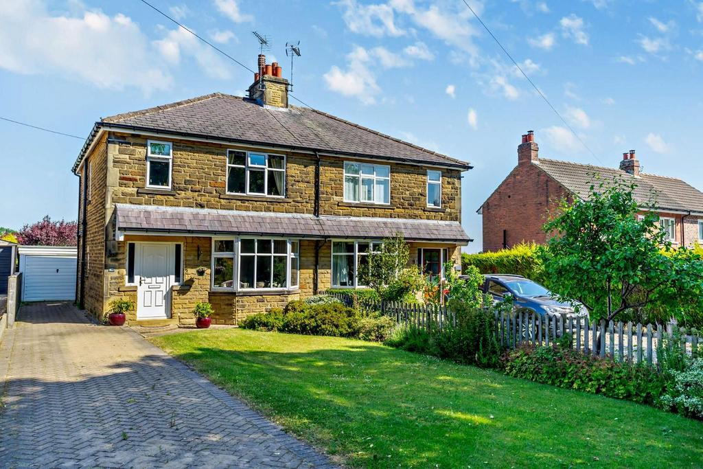 Forest Lane Head, Harrogate, HG2 7TE 3 bed semidetached house for sale