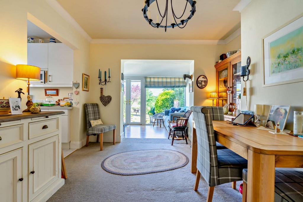 Forest Lane Head, Harrogate, HG2 7TE 3 bed semidetached house for sale £350,000