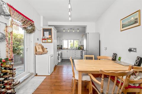 28 Mackenzie Road, Beckenham, BR3 4RU