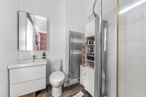 28 Mackenzie Road, Beckenham, BR3 4RU