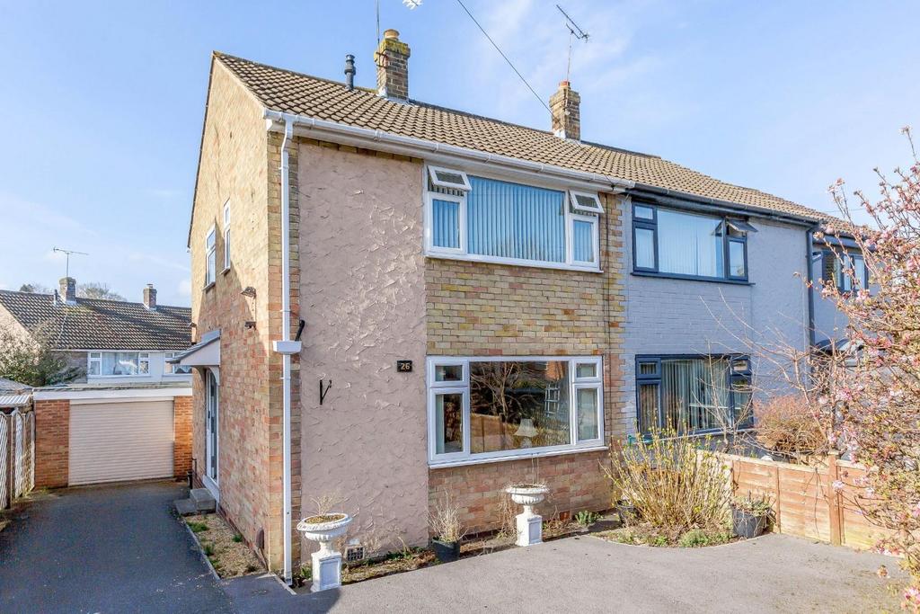 St. Margarets Road, Knaresborough, HG5 0JS 3 bed semidetached house £250,000