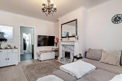 5 Avenue Place, Harrogate, HG2 7PJ