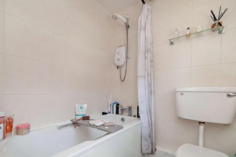 5 Avenue Place, Harrogate, HG2 7PJ