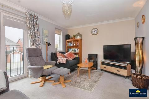 27 Cabot Close, Eastbourne, BN23 6RT