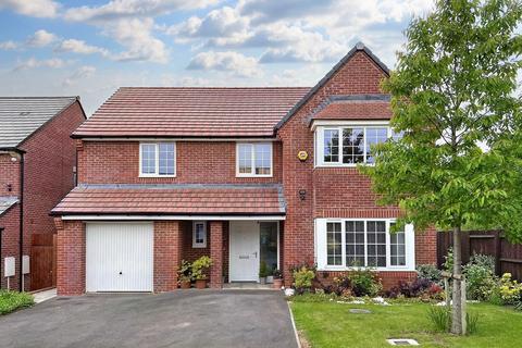 4 bedroom detached house to rent, Hicks Close, Faringdon, SN7