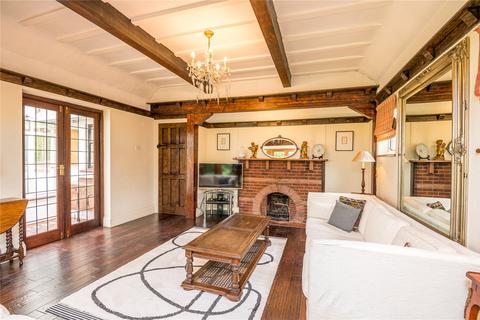 2 Broadclyst Close, Southend-on-sea, SS1 3QR