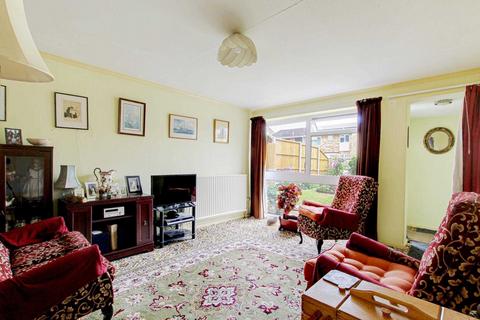 14 Framlingham Drive, Caversham, Reading, RG4 6RE