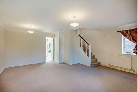 36 Burlington Close, Pinner, HA5 2TP