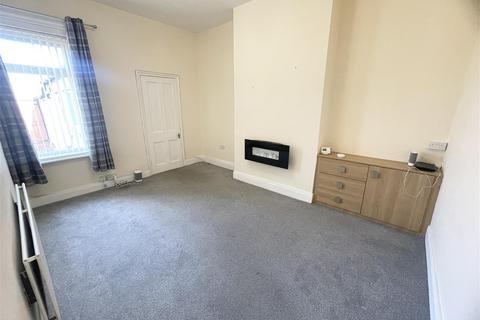 2 bedroom bungalow to rent, Dent Street, Fulwell, Sunderland