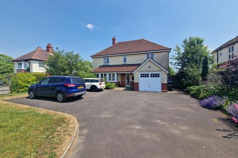 4 bedroom detached house to rent, Station Road, TA18