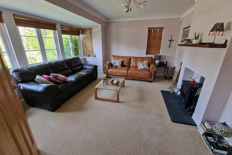 4 bedroom detached house to rent, Station Road, TA18