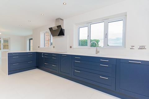 1 Carters Field Way, Marshland St James, Wisbech, PE14 8EU