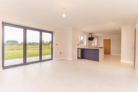 1 Carters Field Way, Marshland St James, Wisbech, PE14 8EU