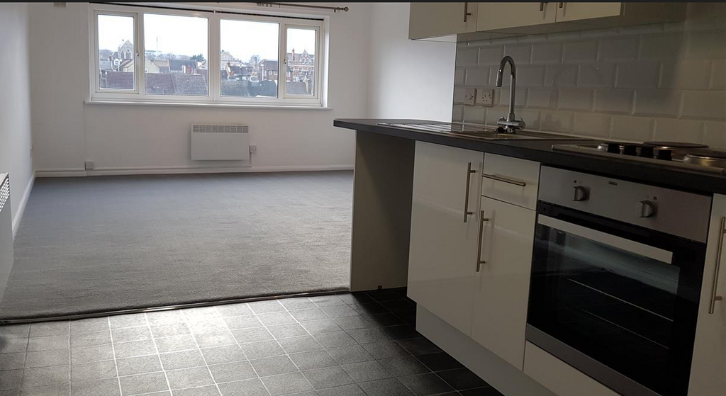 Dalton Street, Gillingham ME7 Studio £675 pcm (£156 pw)