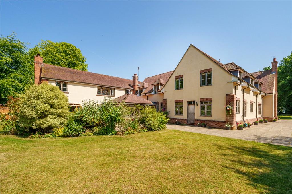 Church Lane, Brantham, Manningtree, Essex, CO11 5 bed detached house