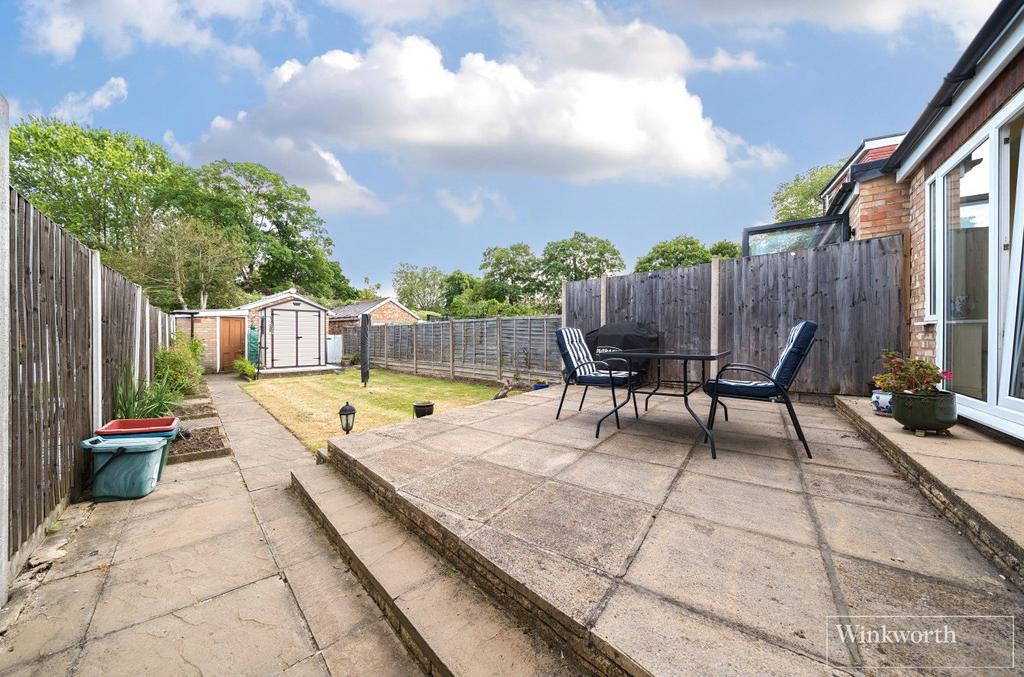 Kneller Gardens, Isleworth, TW7 3 bed semidetached house for sale £