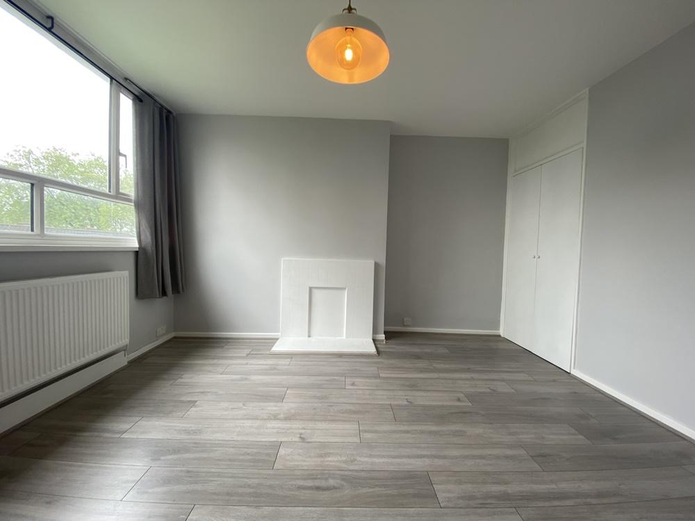 Sunray Avenue, Herne Hill, London, SE24 1 bed apartment £1,550 pcm (£