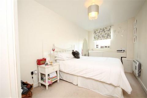 1 bedroom flat to rent, Erin Court, Willesden Green