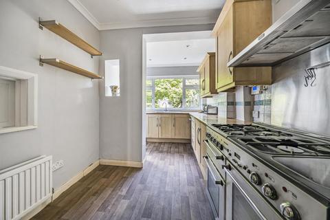 101 The Drive, Beckenham, BR3 1EF