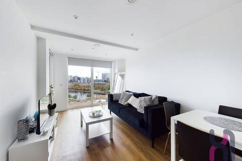 2 bedroom flat for sale, The Gateway, 15 Trafford Road, Salford, M5