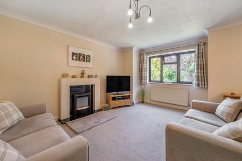 4 bedroom detached house for sale, Cherry Tree Avenue, Haslemere, Surrey, GU27