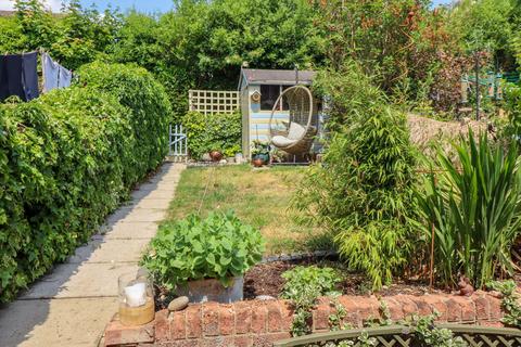 55 Appledown Close, Alresford, SO24 9ND