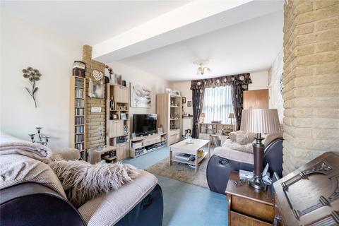 12 Victoria Avenue, Barnet, EN4 9PD