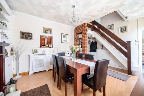 12 Victoria Avenue, Barnet, EN4 9PD