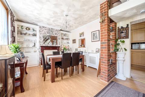 12 Victoria Avenue, Barnet, EN4 9PD