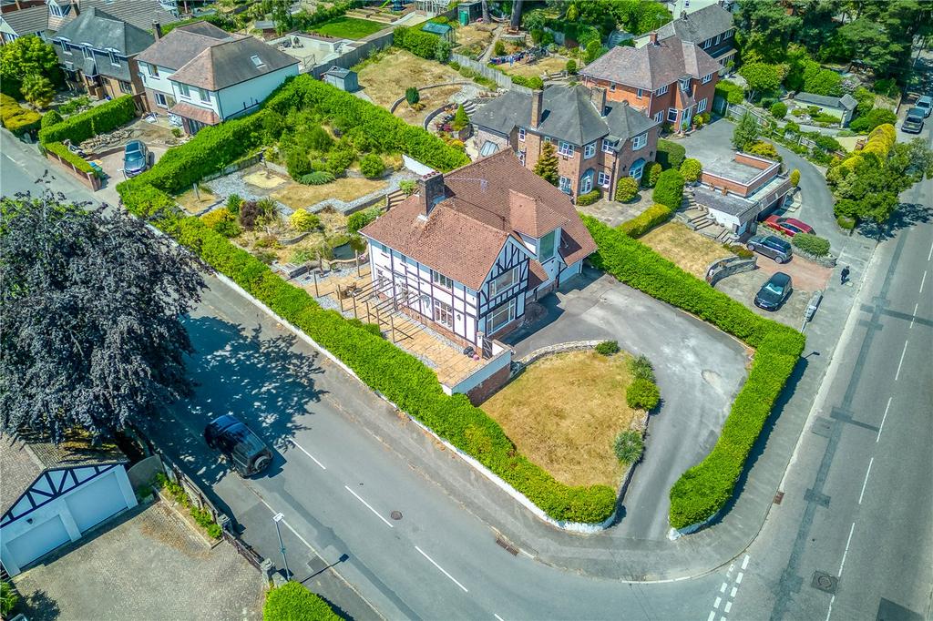 Compton Avenue, Poole, BH14 5 bed detached house for sale £1,425,000