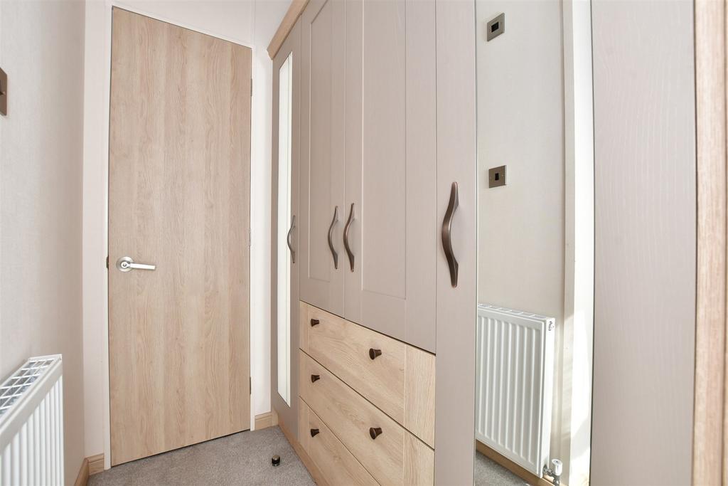 Walk-In Wardrobe