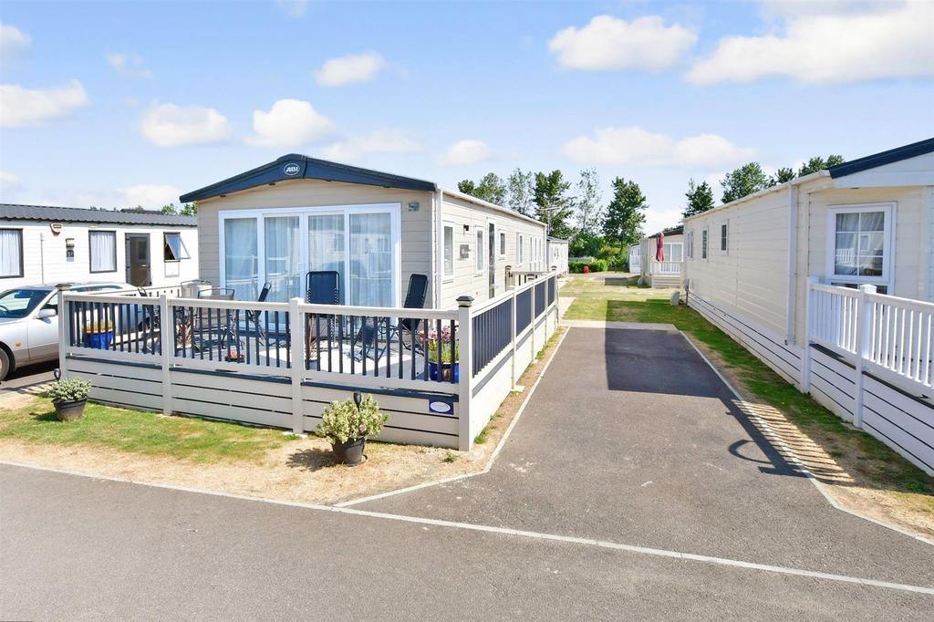 Shottendane Road, Birchington, Kent 2 bed park home for sale £70,000