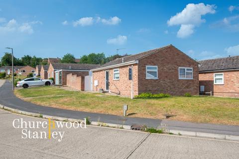 2 bedroom detached bungalow for sale, Queensway, Lawford, CO11