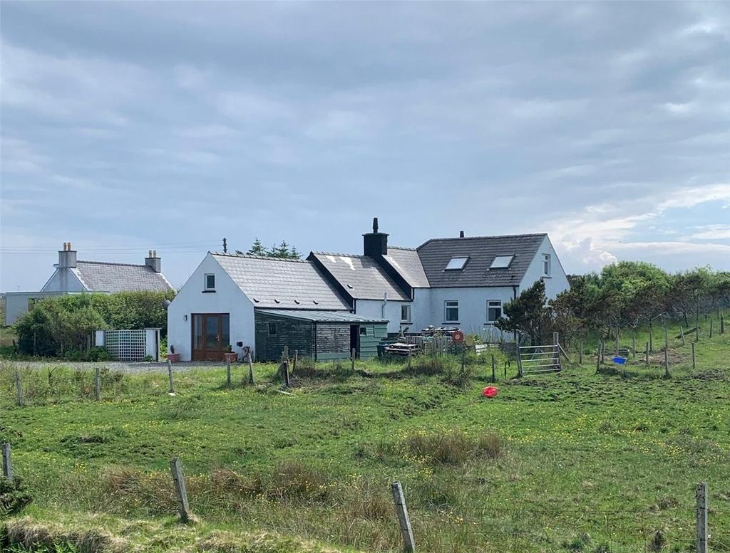 23 Adabrock, Isle of Lewis, Eilean Siar, HS2 4 bed house for sale £