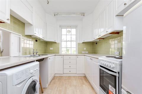 4 bedroom terraced house to rent, Barton Road, London