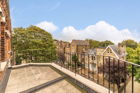 Studio to rent, Arkwright Road, Hampstead, London