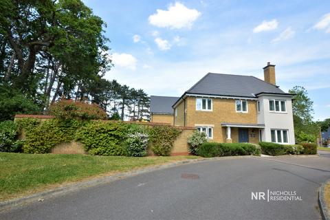 1 Lulworth Place, Epsom, KT19 8GQ