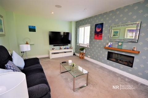 1 Lulworth Place, Epsom, KT19 8GQ