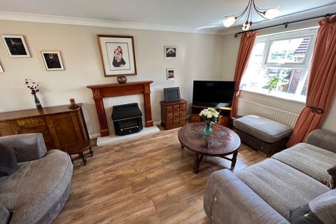 36 Beech Wood Drive, Tonyrefail, Porth, CF39 8JE