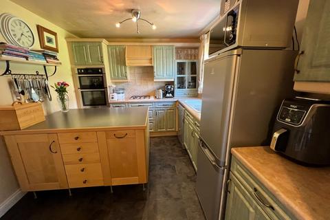 36 Beech Wood Drive, Tonyrefail, Porth, CF39 8JE