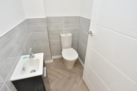 19 Mount Field, Queenborough, ME11 5DB