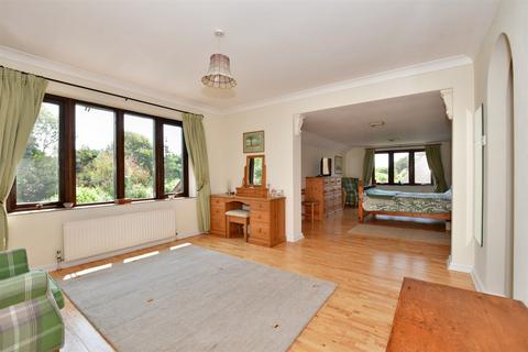 2 Anna Park, Birchington, CT7 9LP